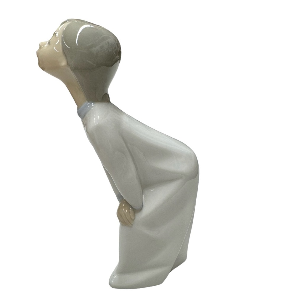 LLadro "Kissing Girl" Figurine Fine Porcelain - Picture 3 of 9